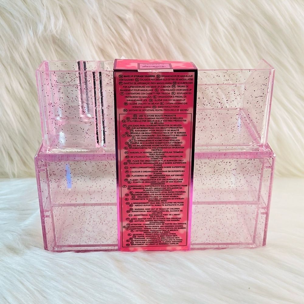 Minnie Mouse Makeup Storage Set - Picture 3 of 11